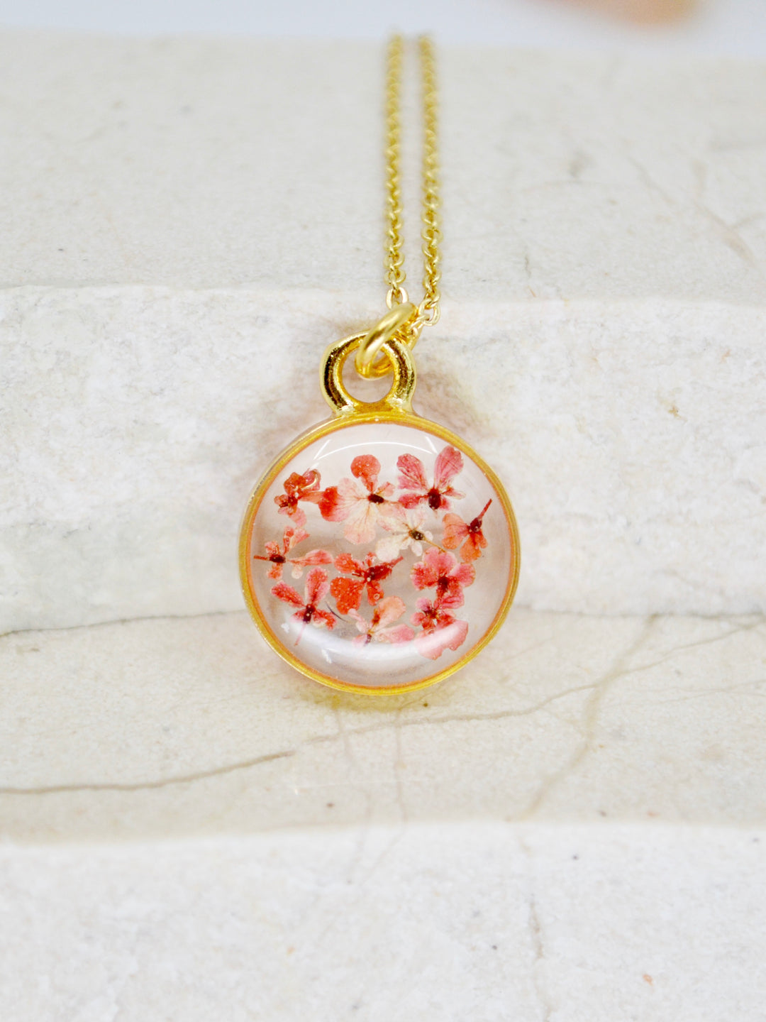 Necklace | Depth of Pink Circle