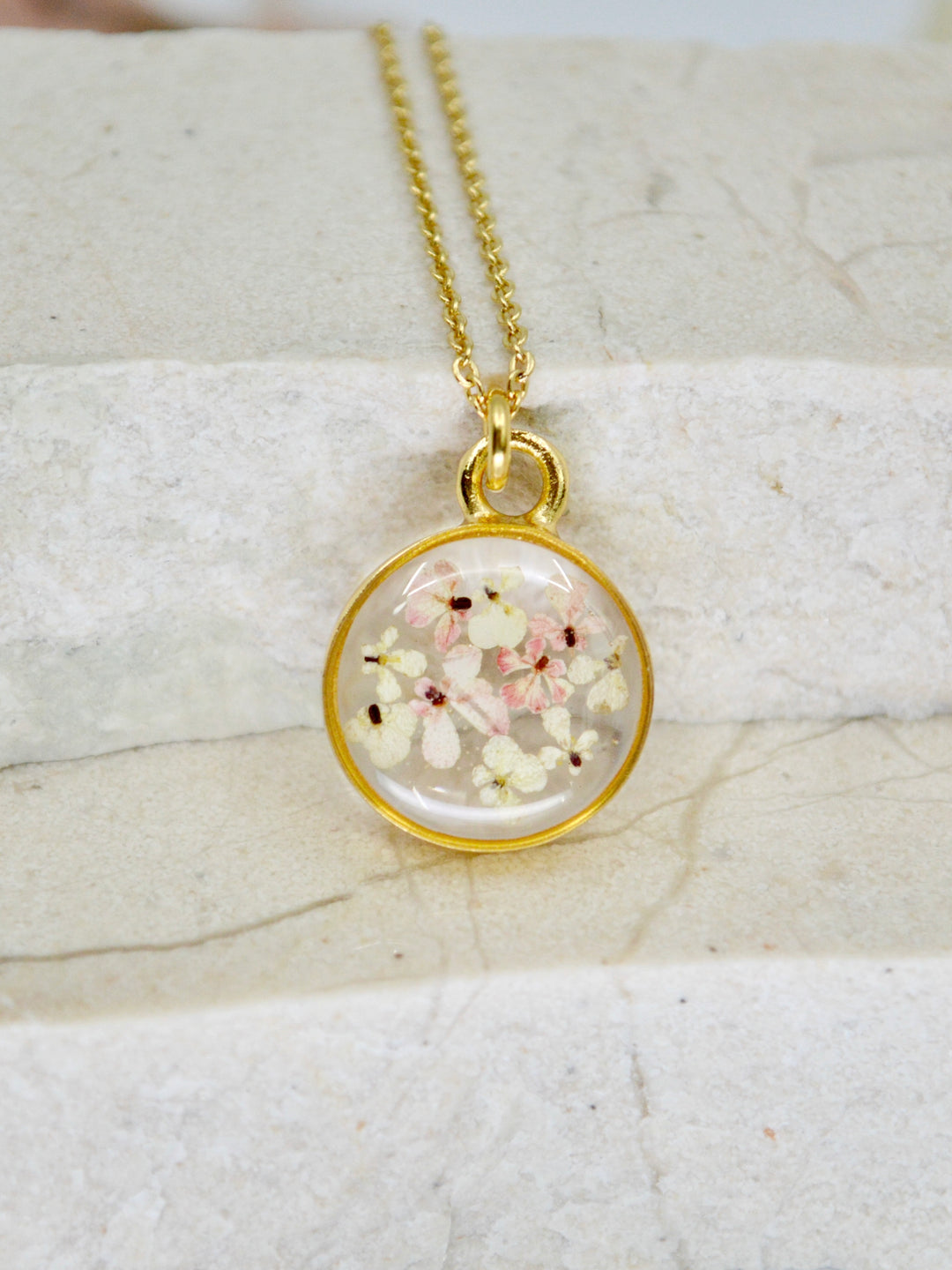 Necklace | Depth of Pink Circle