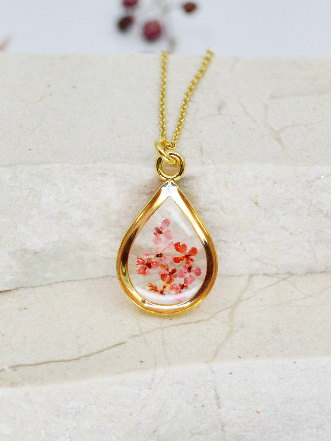 Necklace | Depth of Pink Teardrop