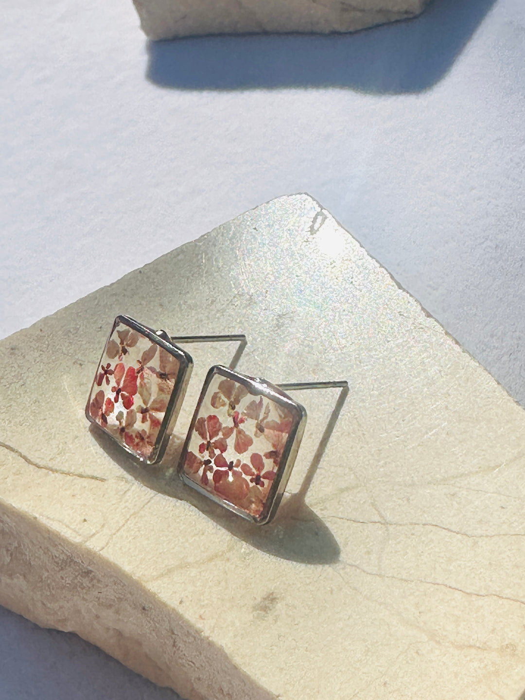 Teeny Weeny Silver, Square | Pink