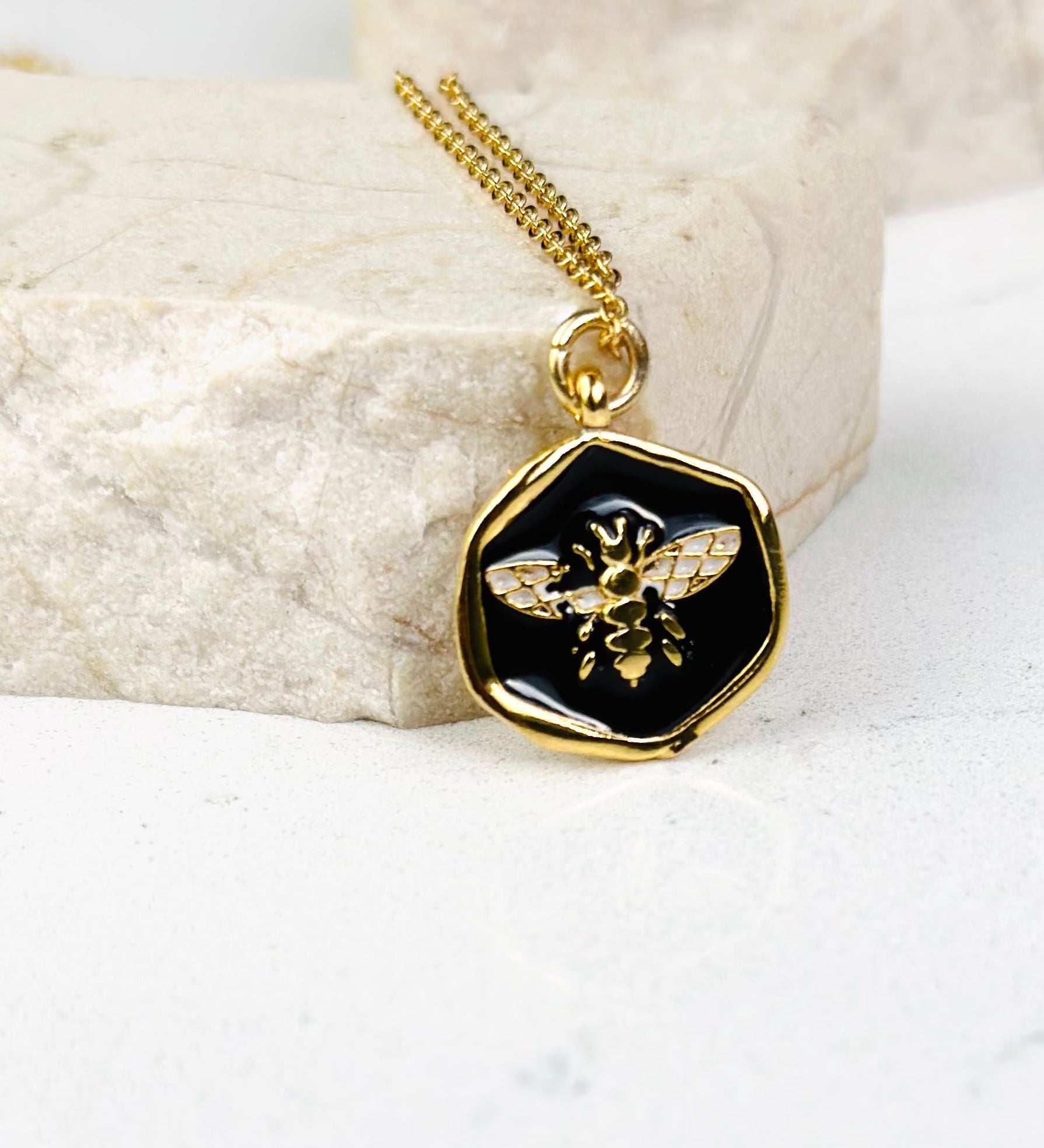 Necklace | Bumble Bee