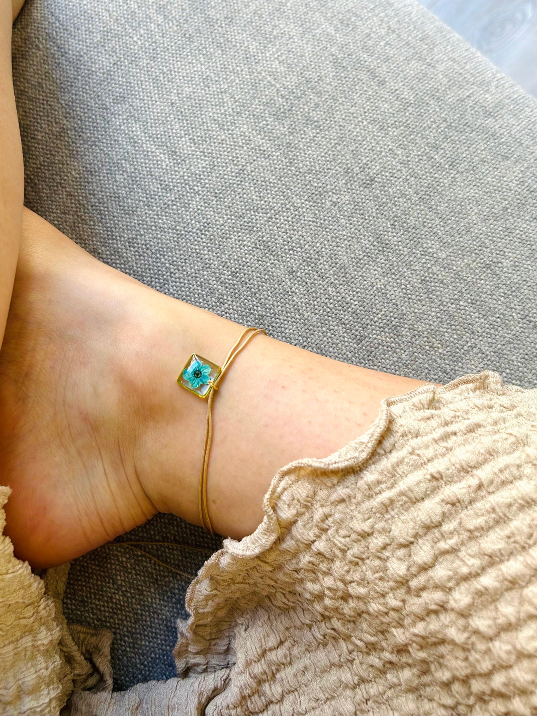 anklet | Tiny Garden Square Pink