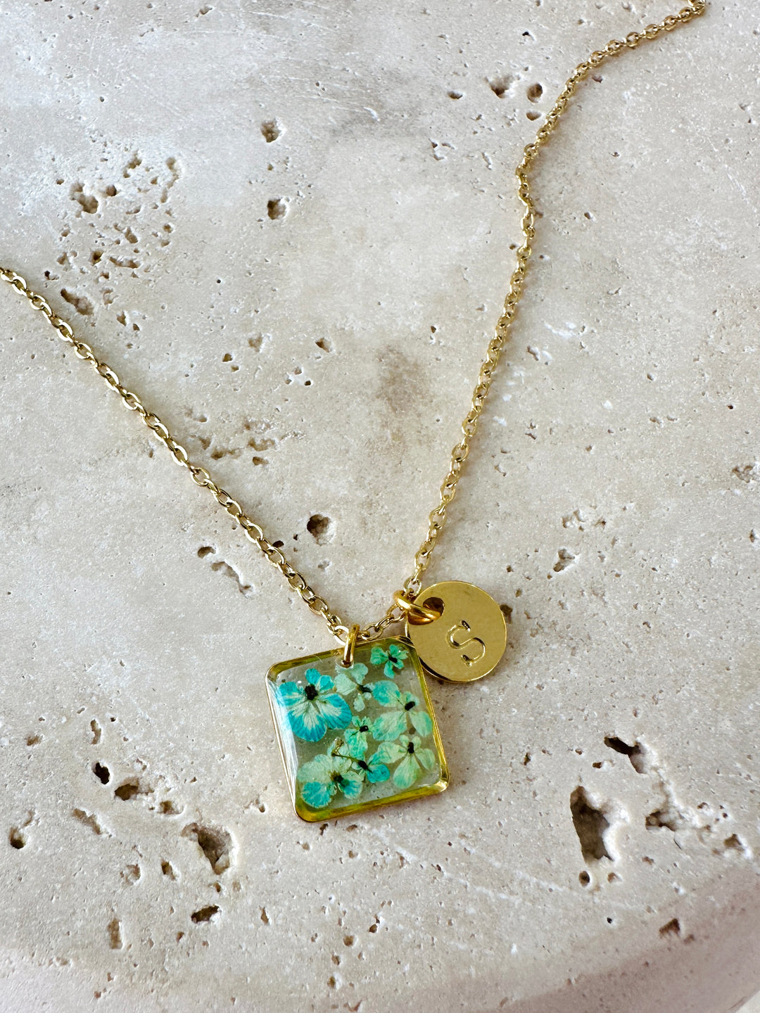 Necklace | Teeny Weeny Square Pink